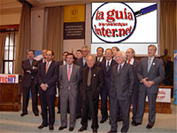 En la imagen, los galardonados este año con los premios TECNET2004, en el Palacio de Telecomunicaciones de Madrid