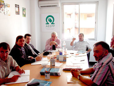 (De Izqda. a Dcha) Jesús González y Juan Vicioso de Covepres; Juan Pablo Mateos, director de 'Gaceta de Prensa'; Enrique Bohórquez y Arsenio Escolar, directivos de la AEEPP; Juan Ramón González, de Consulproyect y Manuel Soriano, de Covepres