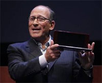Sony presenta un miniportátil de 630 gramos que cabe en el bolsillo