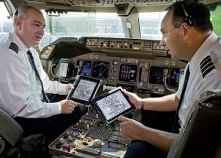 Las líneas aéreas usan el iPad de forma masiva para sus pilotos