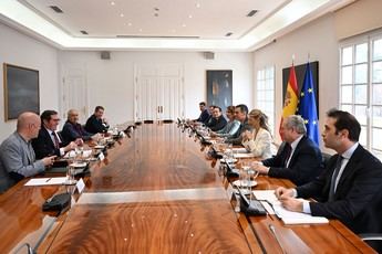 El Gobierno presenta planes para proteger la industria ante tensiones comerciales