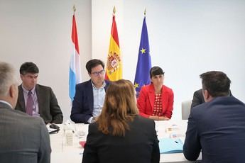 Óscar López discute avances tecnológicos con ministros de Luxemburgo