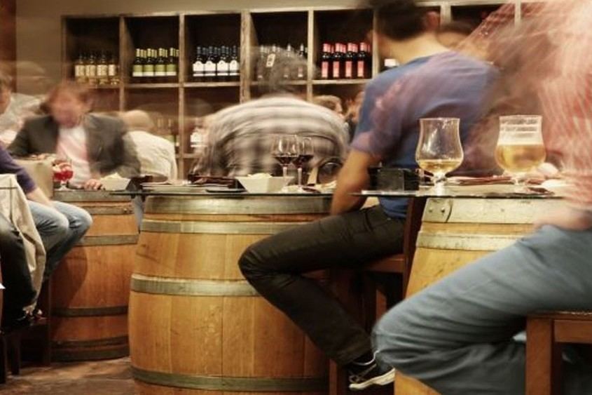 El gasto de turistas internacionales en España alcanza 105.827 millones hasta septiembre, un 7% más que el año anterior