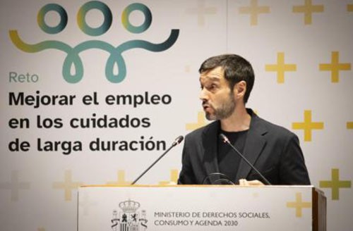 Mejorar las condiciones laborales es clave para el futuro del sector de la Dependencia, según Bustinduy