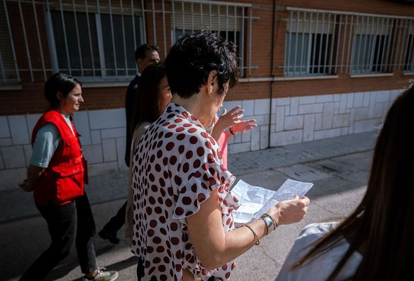 Elma Saiz celebra el Día del Refugiado en Carabanchel