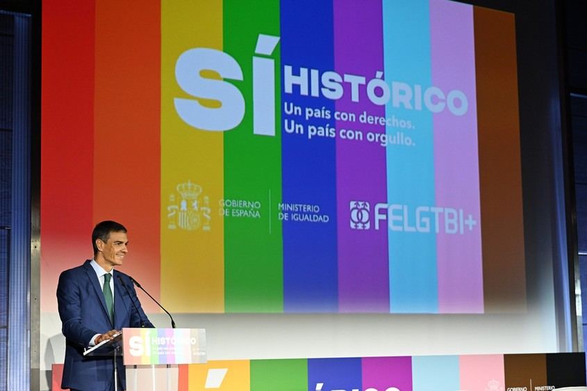Sánchez celebra 20 años de matrimonio igualitario como un logro significativo