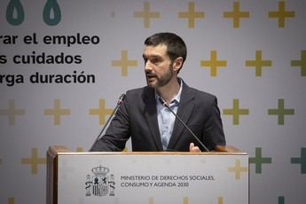 Gobierno crea comisión para fortalecer el sistema de Dependencia en España