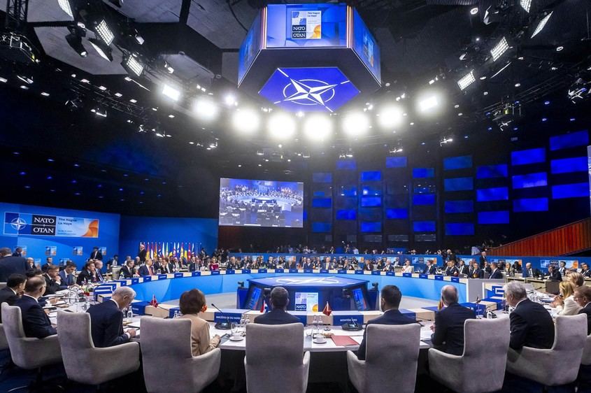 Sánchez reafirma el compromiso de España con la seguridad europea en la cumbre de la OTAN