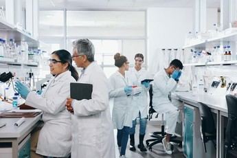 El Ministerio destina 667 millones a investigación y contratos predoctorales