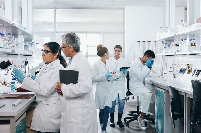 El Ministerio destina 667 millones a investigación y contratos predoctorales