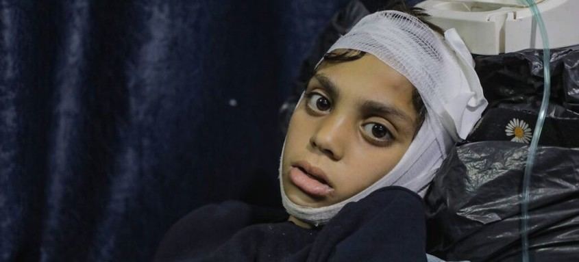Crisis humanitaria en Gaza: hospitales abarrotados y niños en peligro