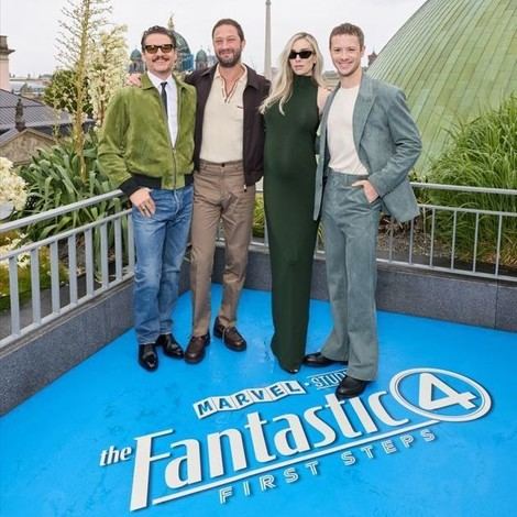 Los 4 Fantásticos presentan su película en Berlín con un evento retro-futurista