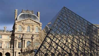 Robo en el Louvre deja a Francia con mala imagen, según ministro de Justicia