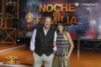Antena 3 comienza a grabar 'Noche en familia', un nuevo concurso presentado por Bertín y Eugenia Osborne