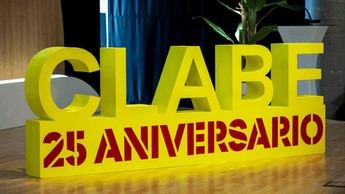 CLABE conmemora 25 años de historia y futuro en emotivo homenaje