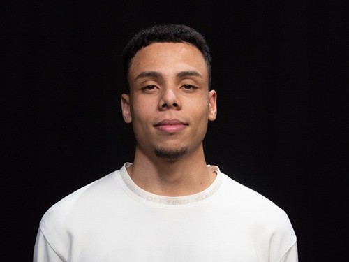 Dariel Severino Espinal se lleva el primer Premio de Prácticas de Periodismo en Cantabria