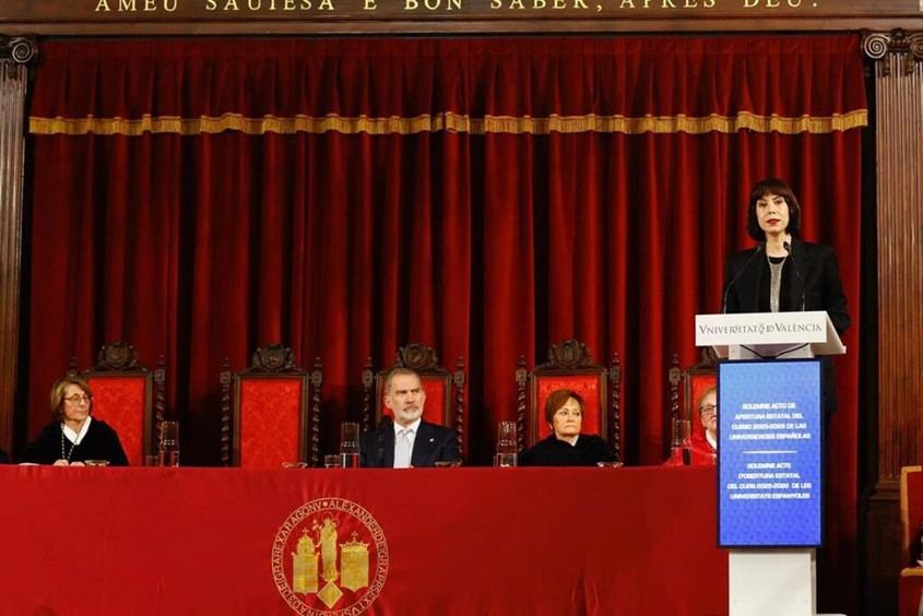 Morant destaca la importancia de la educación superior en la apertura del curso universitario