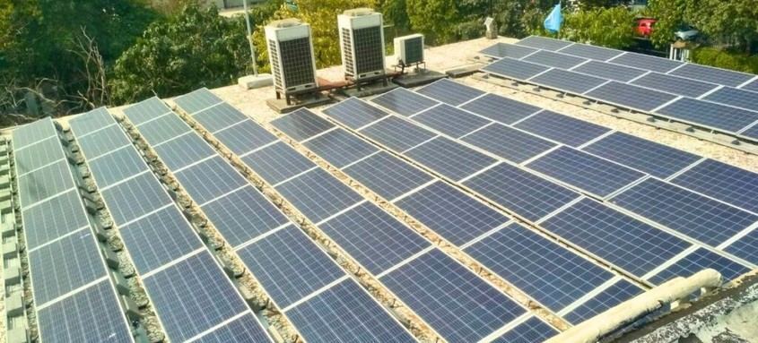 La transición a energías renovables avanza lentamente, advierte estudio