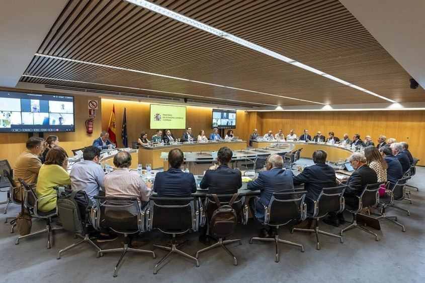 El Gobierno informa al sector agroalimentario sobre el acuerdo UE-EE.UU
