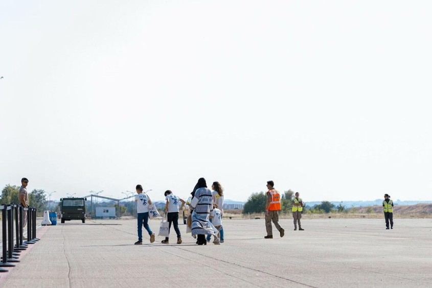 España evacua con éxito a 44 menores gazatíes heridos y enfermos