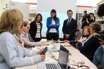 Gobierno capacita a más de 475,000 personas vulnerables en habilidades digitales básicas