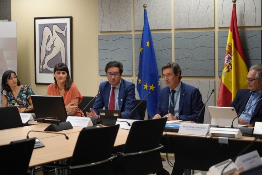 Gobierno español potencia colaboración con la Comisión Europea en transparencia algorítmica