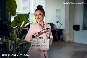 Flooxer inicia el rodaje de 'Una choni muy legal', su nueva serie vertical