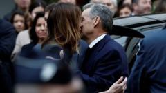 Sarkozy, primer ex-presidente francés en prisión por financiación ilegal de campaña