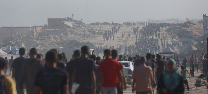 Gaza enfrenta crisis alimentaria extrema: ciudadanos rebuscan comida en el suelo