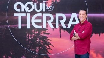 Jacob Petrus recibe múltiples premios por su labor en 'Aquí la Tierra'