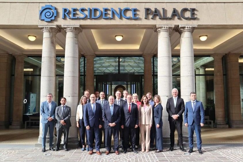 Jordi Hereu lidera reunión en Bruselas sobre industria electrointensiva europea