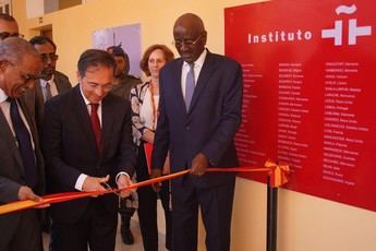 Albares abre nueva sede del Instituto Cervantes en Mauritania