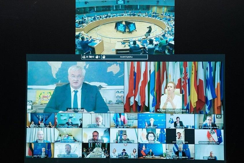 Albares aboga por unidad en la UE para una paz duradera en Ucrania