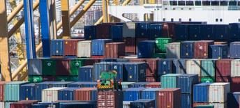 La incertidumbre global impacta el comercio y eleva costos económicos