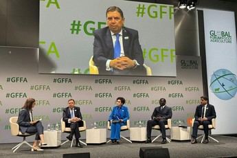 Planas resalta la importancia del regadío para la seguridad alimentaria ante el cambio climático