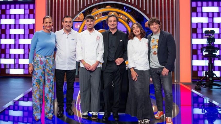 Marina Rivers actualiza el lenguaje de los concursantes en 'MasterChef Celebrity 10'