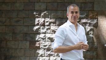 Nacho Sequeira destaca la importancia de la formación para jóvenes vulnerables en 'Noms propis'
