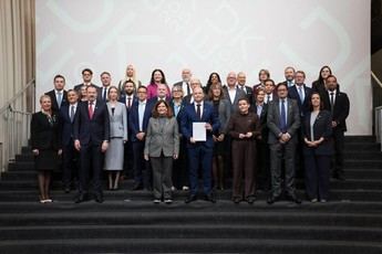 Óscar López aboga por la diversidad cultural y la información veraz en Europa para fortalecer la democracia