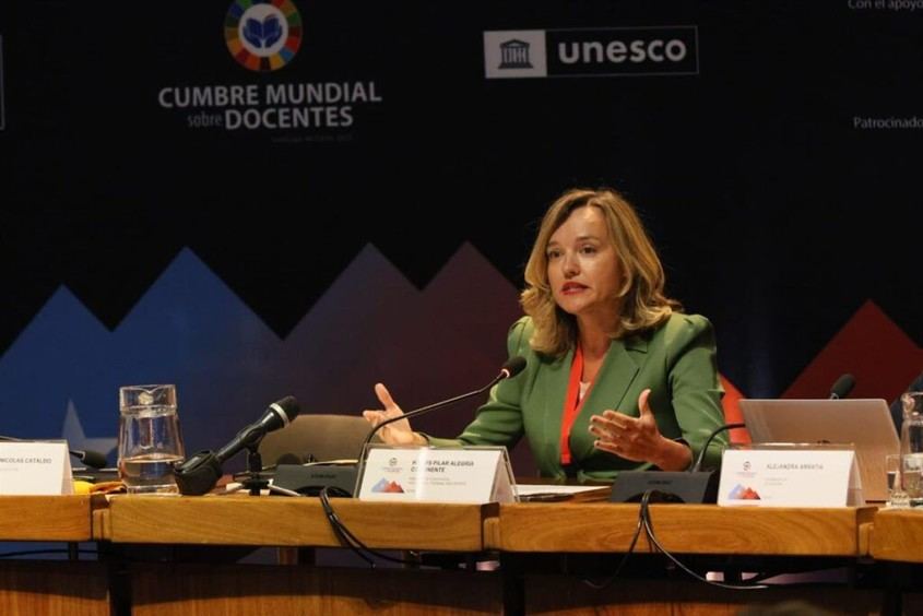 Pilar Alegría destaca la importancia de los docentes y pide su protección en la Cumbre de la UNESCO