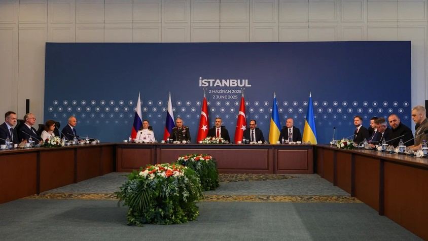 Negociaciones de paz entre Rusia y Ucrania se reanudan en Estambul