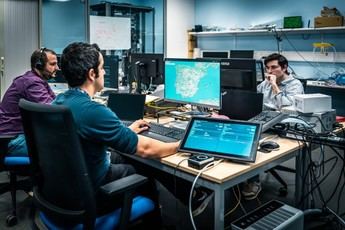 Siete centros tecnológicos lanzan red de excelencia en IA para defensa en España