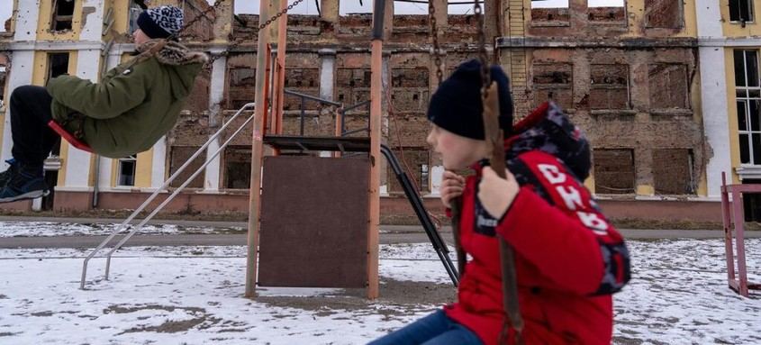 Ucrania enfrenta devastadores ataques aéreos rusos con 12 muertos